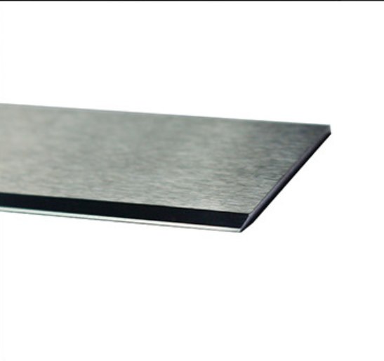 Blade de coupe de fibres de base en polyester