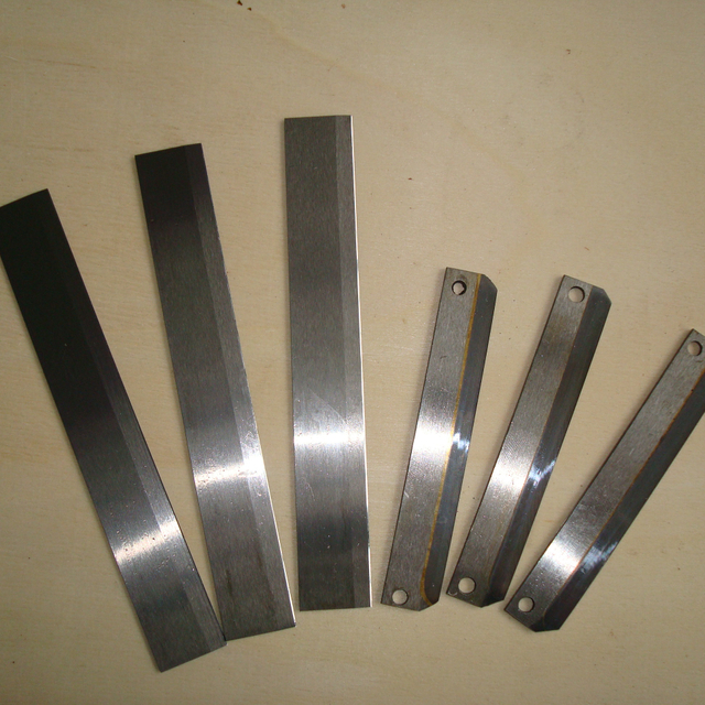Blade de coupe de fibres de base en polyester